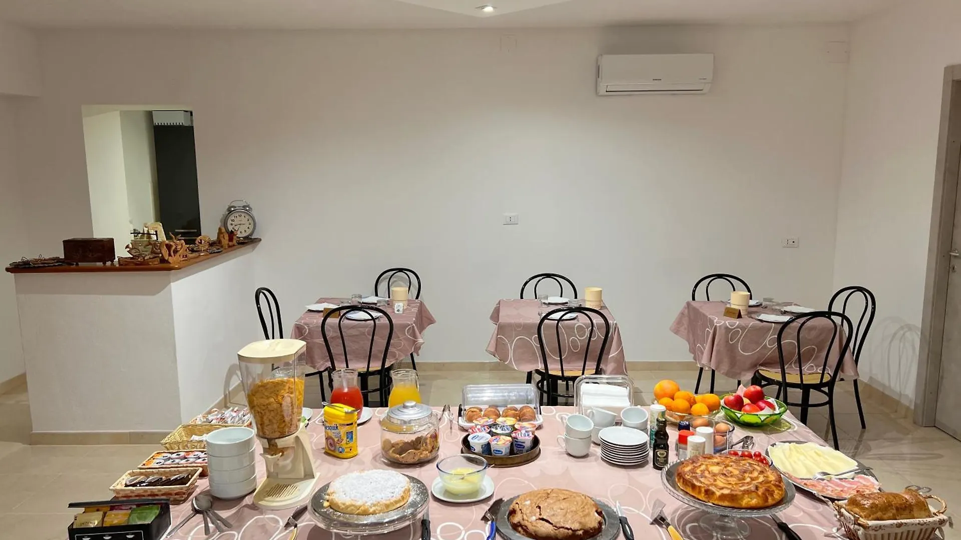 *** فندق مبيت وإفطار ألغيرو Magralu 2 B&B إيطاليا