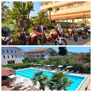 Hotel Sporting Club ****